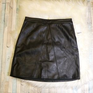BAR III Women Faux Leather A-line Skirt deep-blac